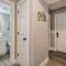 Airy Townhome Close to Kayaking and Boating!