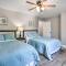 Airy Townhome Close to Kayaking and Boating!