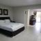 Studio 4 - ground floor Fremantle apartment
