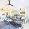 ZEN ARCTIC Luxury 2-Story T/House + Pool & Markets