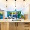 ZEN ARCTIC Luxury 2-Story T/House + Pool & Markets