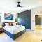 ZEN ARCTIC Luxury 2-Story T/House + Pool & Markets