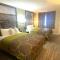 Super 8 by Wyndham Terrell