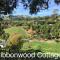 Lacebark Treetops Cottage: 2 bed/2en-suite option