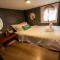 Lynlan Hostel & Cafe