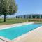 6 Bedroom Beautiful Home In Foligno