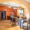 6 Bedroom Beautiful Home In Foligno