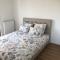 BELLA CRUZ 66 m2 prestations premium, wifi, balcon, parking avec borne de recharge électrique, plage Prieuré, Commerces