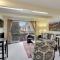3 Bedroom Mountain Vacation Rental Located In The Heart Of Downtown Aspen Just One Block From Aspen Mountain - Aspen
