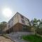 Madin Eco Hotel
