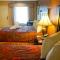 Castle Inn and Suites Anaheim - Anaheim