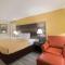 Quality Inn & Suites near Lake Oconee - Turnwold