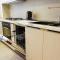 Perfect 2-BDR apt w/Balcony City Centre, MyStreet company