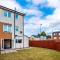 Liverpool 4 Bed! Sleeps 9! Groups and Contractors! FREE OFF STREET PARKING! 3 Toilets! FREE WIFI! - 西部德比