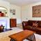 Pass the Keys Spacious 4 Bedroom home with Parking Garden - باري