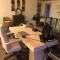 Serene Rustic Farmhouse Mountain Cottage (Sleeps 4)
