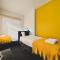 Rose Court Apartments "Aristone"