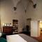 CLAUDIA SUITE LOFT ROMANTICO NEL CUORE DI AREZZO