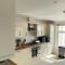 Shore Thing Beachfront Apartment Ramsgate - Sleeps 4