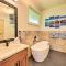 Spacious Kauai Getaway Less Than 1 Mi to the Ocean!