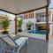 Elouera 2 Private Duplex with Views and Pool