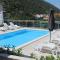 Family friendly apartments with a swimming pool Trpanj, Peljesac - 15603 - Trpanj