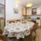 Apartments by the sea Brist, Makarska - 15714