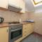 Apartments by the sea Brist, Makarska - 15714