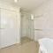 Ironbark Hill Villa 1 Tyrian