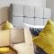 Town Center 4 Bedroom 4 bathroom Hse with Parking Slough By 360Stays