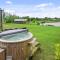 Finest Retreats - The Highland Camping Pod - Hertford