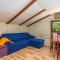 Nice Apartment In Njivice With Wifi - Нивице