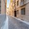 BOOK NOW Apt a 1 min walk from Duomo of Parma