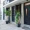 Athenian central Studio with Garden! - Athen