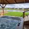 Remarkable 2-Bed Luxury Lodge in Routh with hottub - Routh