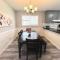 *Comfortable Townhome * King Beds * Long Term*