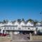 Bella Vista Hotel & Self Catering Suites