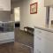 Heart of Russell Apartment - Russell Apartment