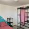 Charmant logement avec un extérieur et un jacuzzi - 朗松普罗旺斯