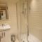 London Luxury Apartments 5 min walk from Ilford Station, with FREE PARKING & FREE WIFI - 依尔福