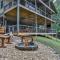 NEW Modern Cabin! 2 Large Decks, Hot Tub, Sleeps 8 - Ellijay