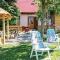 Lovely Home In Wicko With Wifi