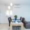 Apartments and rooms with parking space Grebastica, Sibenik - 17831 - 希贝尼克