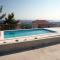 Family friendly apartments with a swimming pool Klis, Split - 17987 - Klis