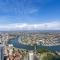 Deluxe Private Apartment in Surfers Paradise
