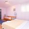 Apartments with a parking space Makarska - 18145