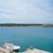 Apartments by the sea Simuni, Pag - 18386 - 科兰
