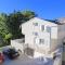 Apartments with a parking space Marusici, Omis - 18497