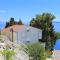 Apartments with a parking space Marusici, Omis - 18497 - Mimice