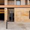 Apt.p/5 15min from Barcelona and Beaches W/Terrace